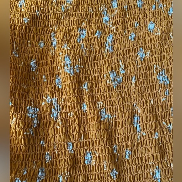 Terra and Sky Mustard Ruffled Scoop Neck Ruched Long Sleeve Blouse (size 2x) - Picture 3 of 10